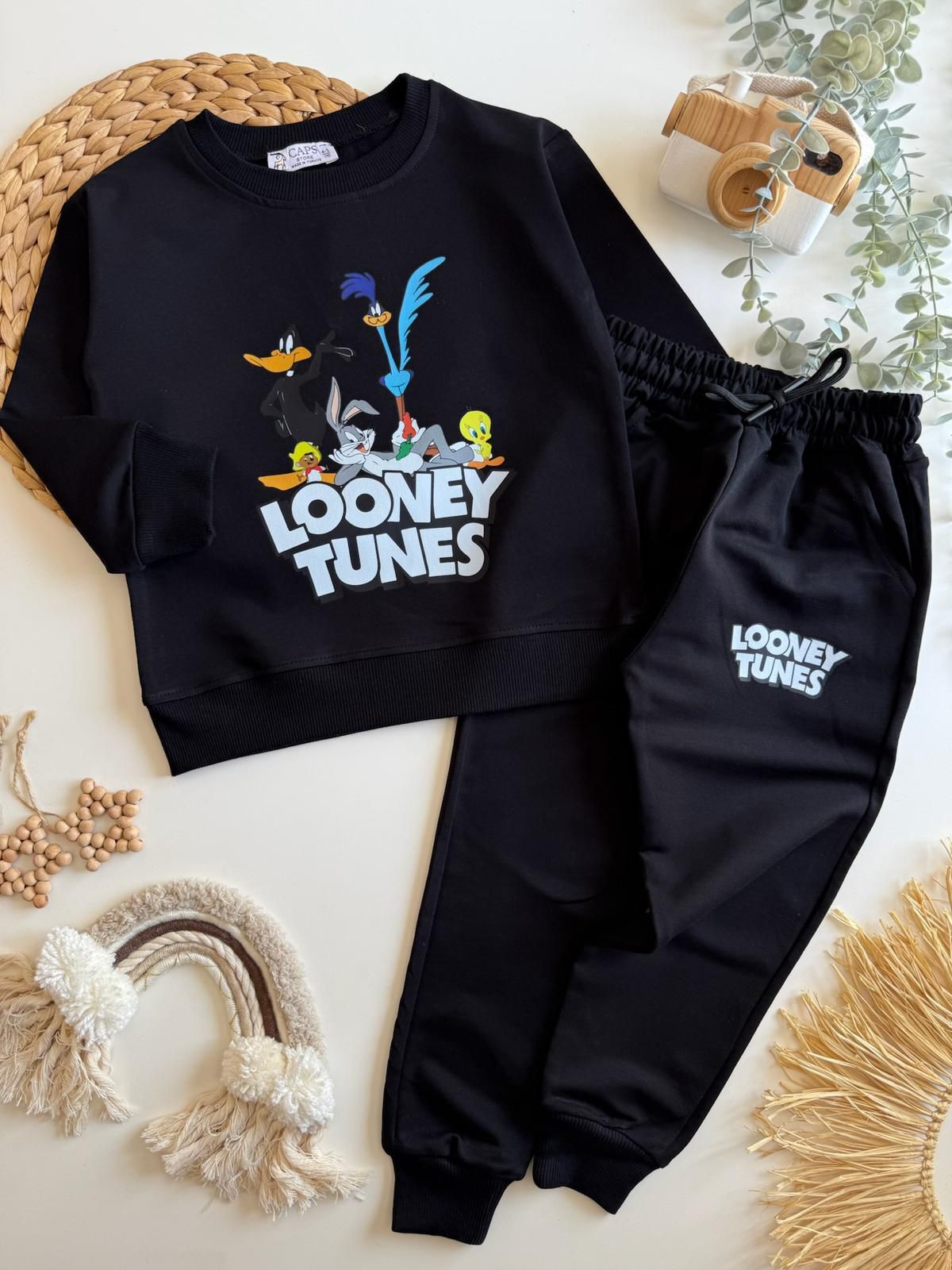 Siyah Looney Takım