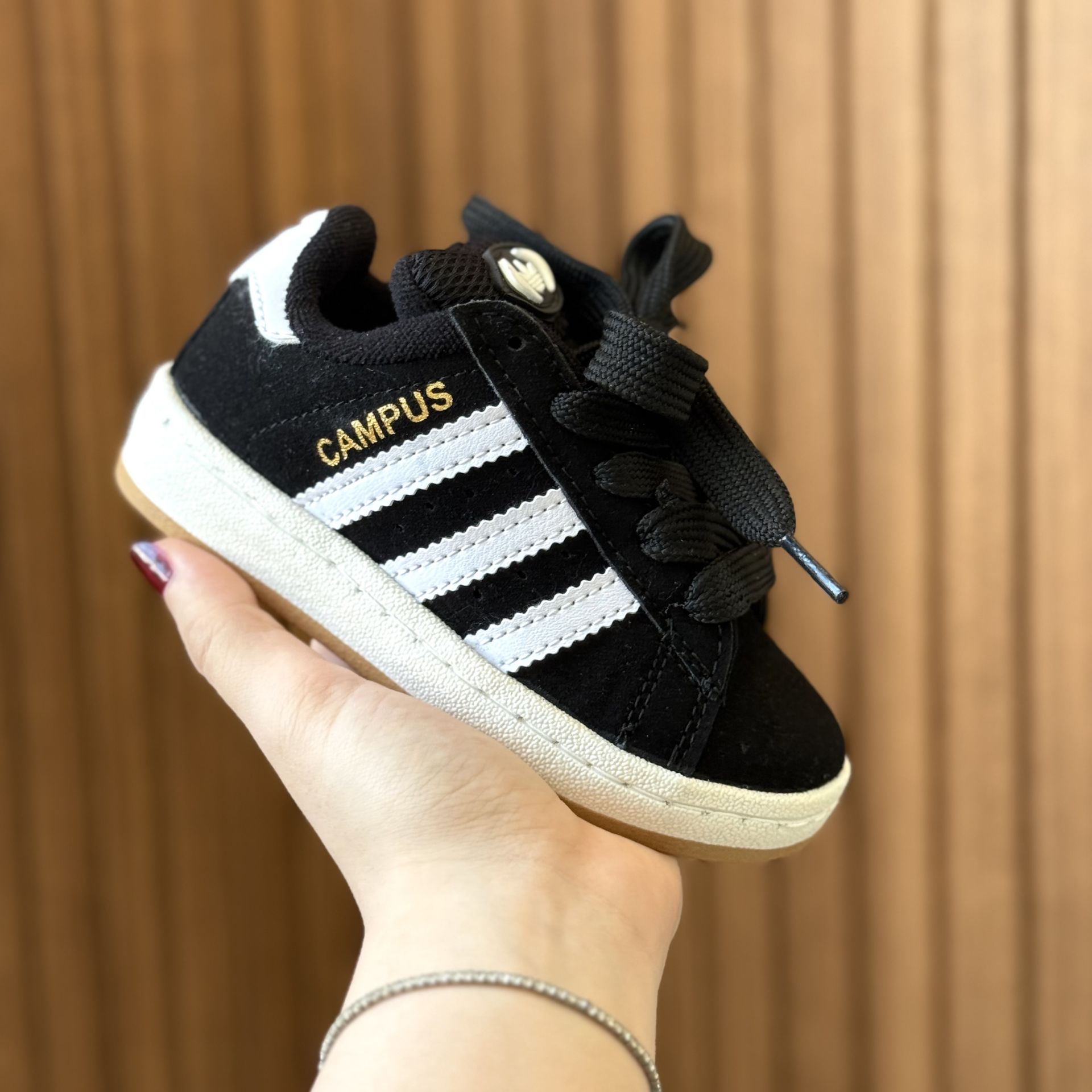Siyah Bağcıklı Sneakers