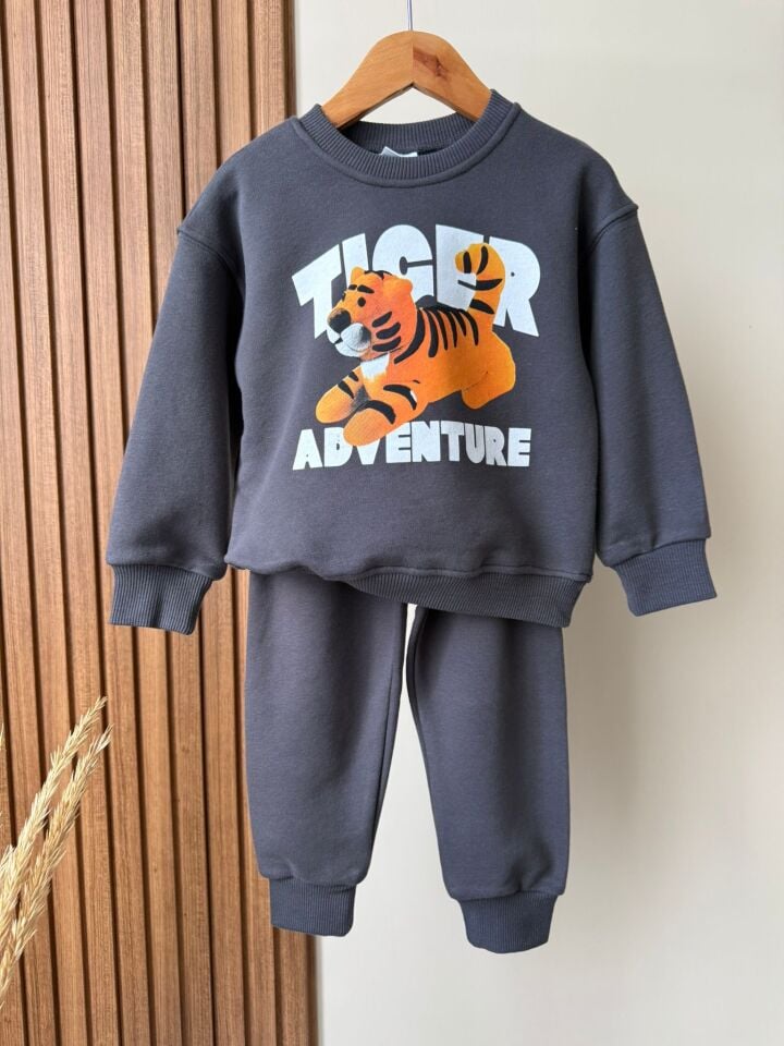 Tiger Antrasit Takım 4-5 YAŞ
