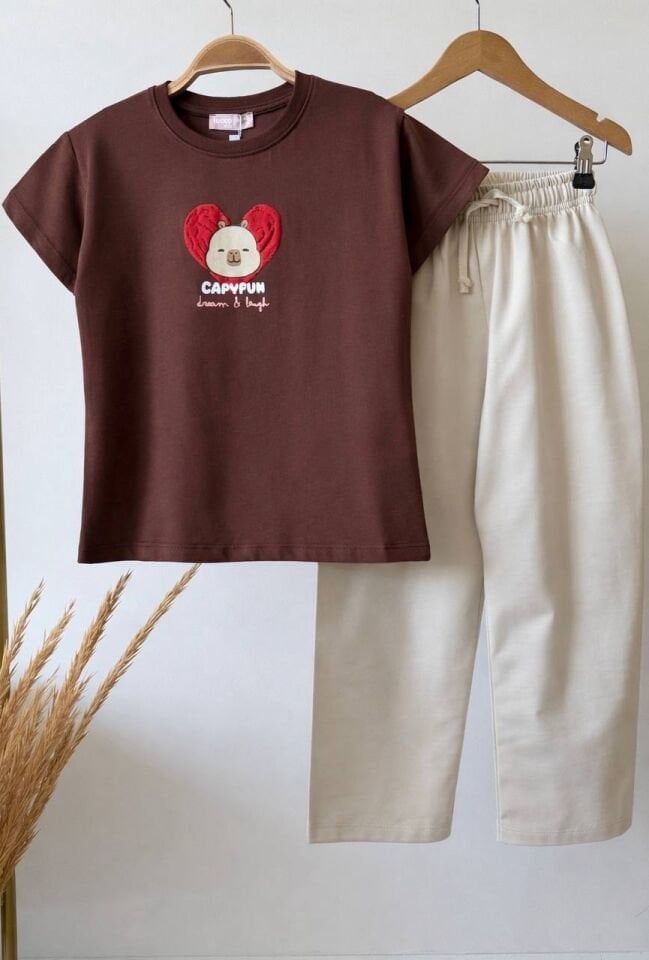 Capypara Baskılı Takım 7-8 YAŞ