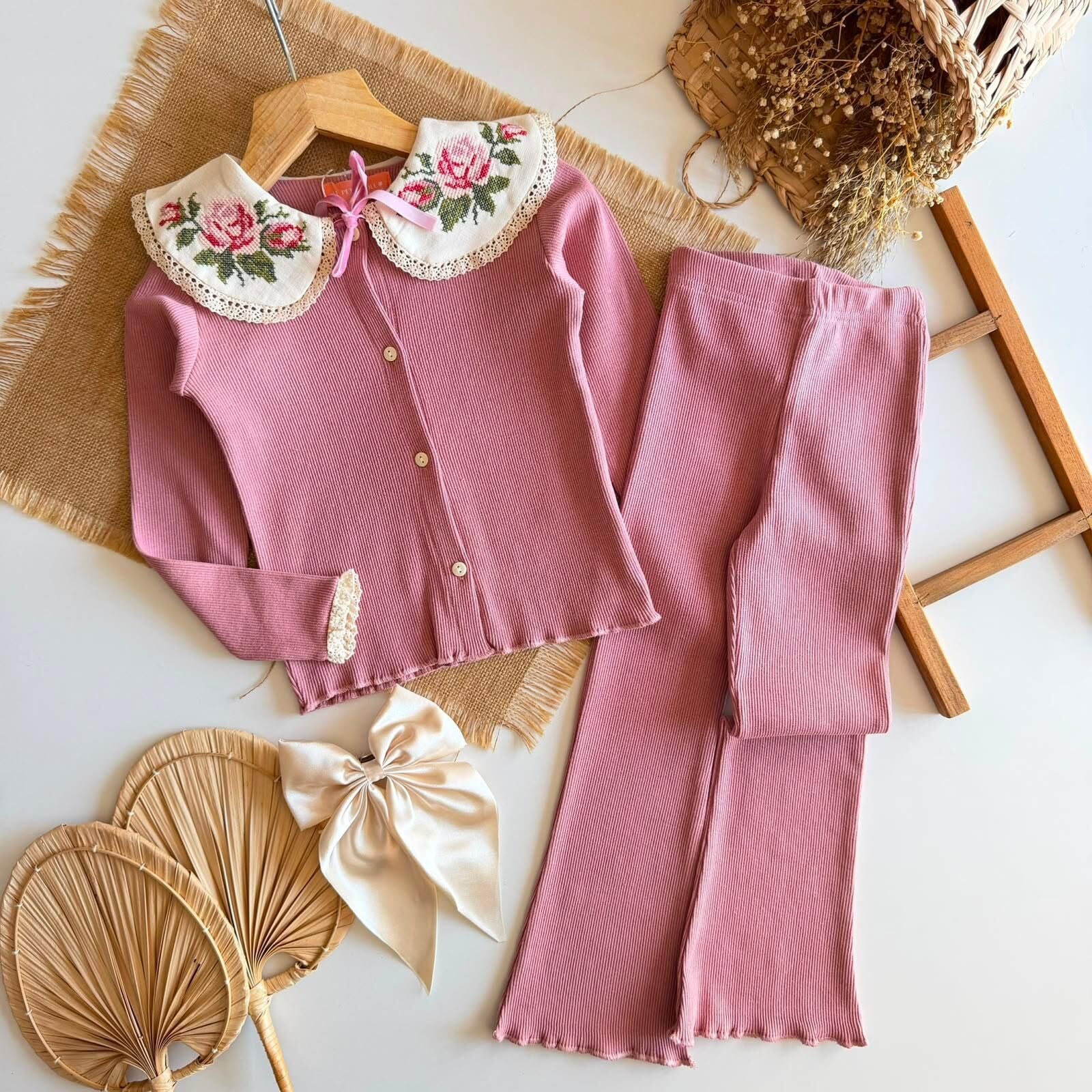 Bebe Yaka Kaşkorse Takım 7-8 YAŞ