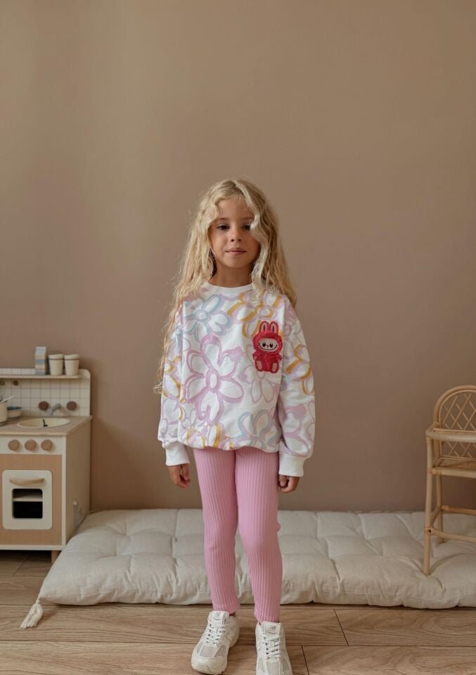 Labubu Taytlı Model Kız Takım