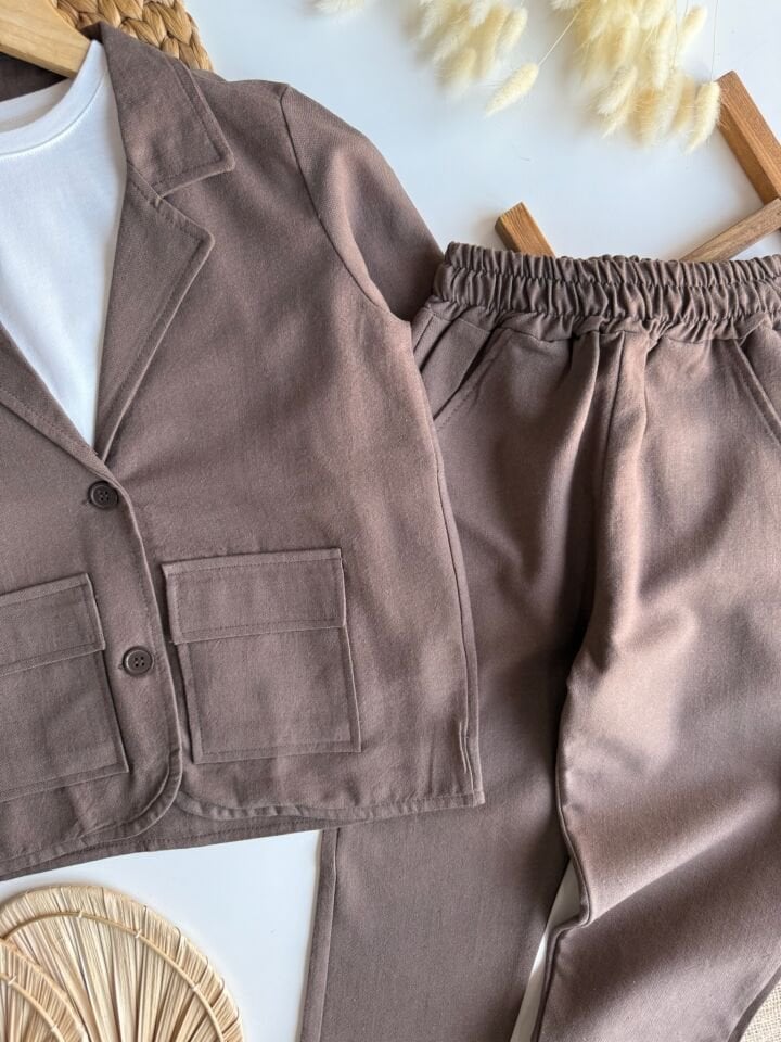 Kahve Ceketli Takım 9-10 YAŞ