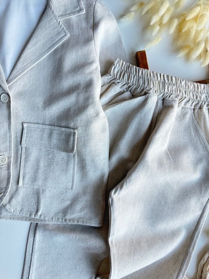 Krem Ceketli Takım 9-10 YAŞ