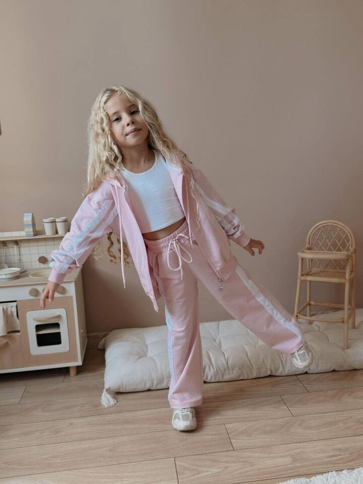 Pembe Hırkalı Takım 6/14 Yaş