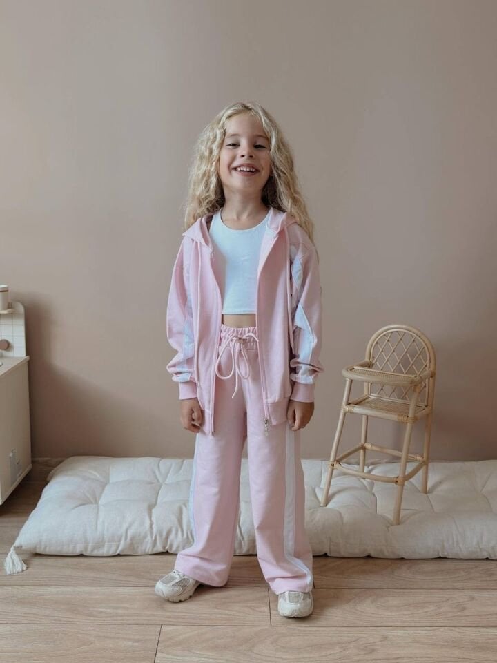 Pembe Hırkalı Takım 6/14 Yaş