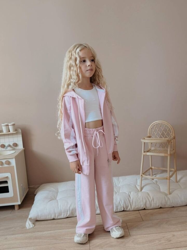 Pembe Hırkalı Takım 6/14 Yaş
