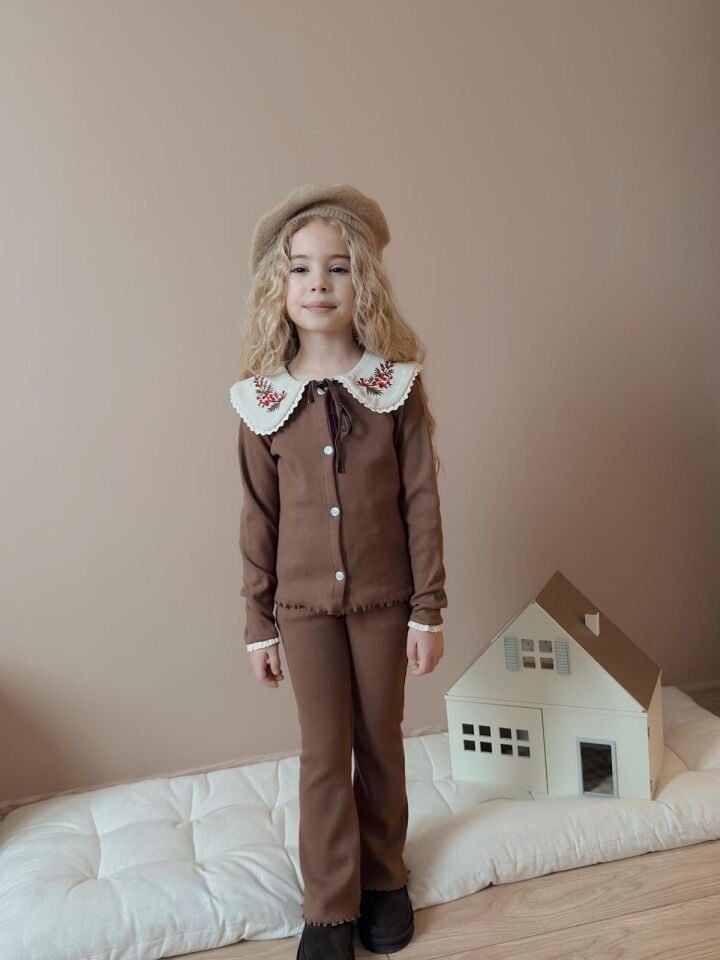 Bebe Yaka Kahve Takım 9-10 YAŞ