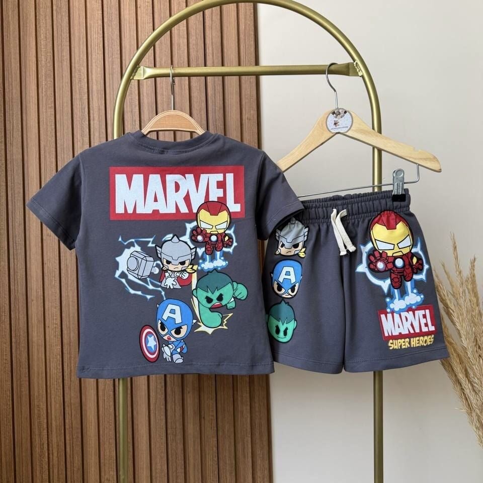 Marvel Füme Takım