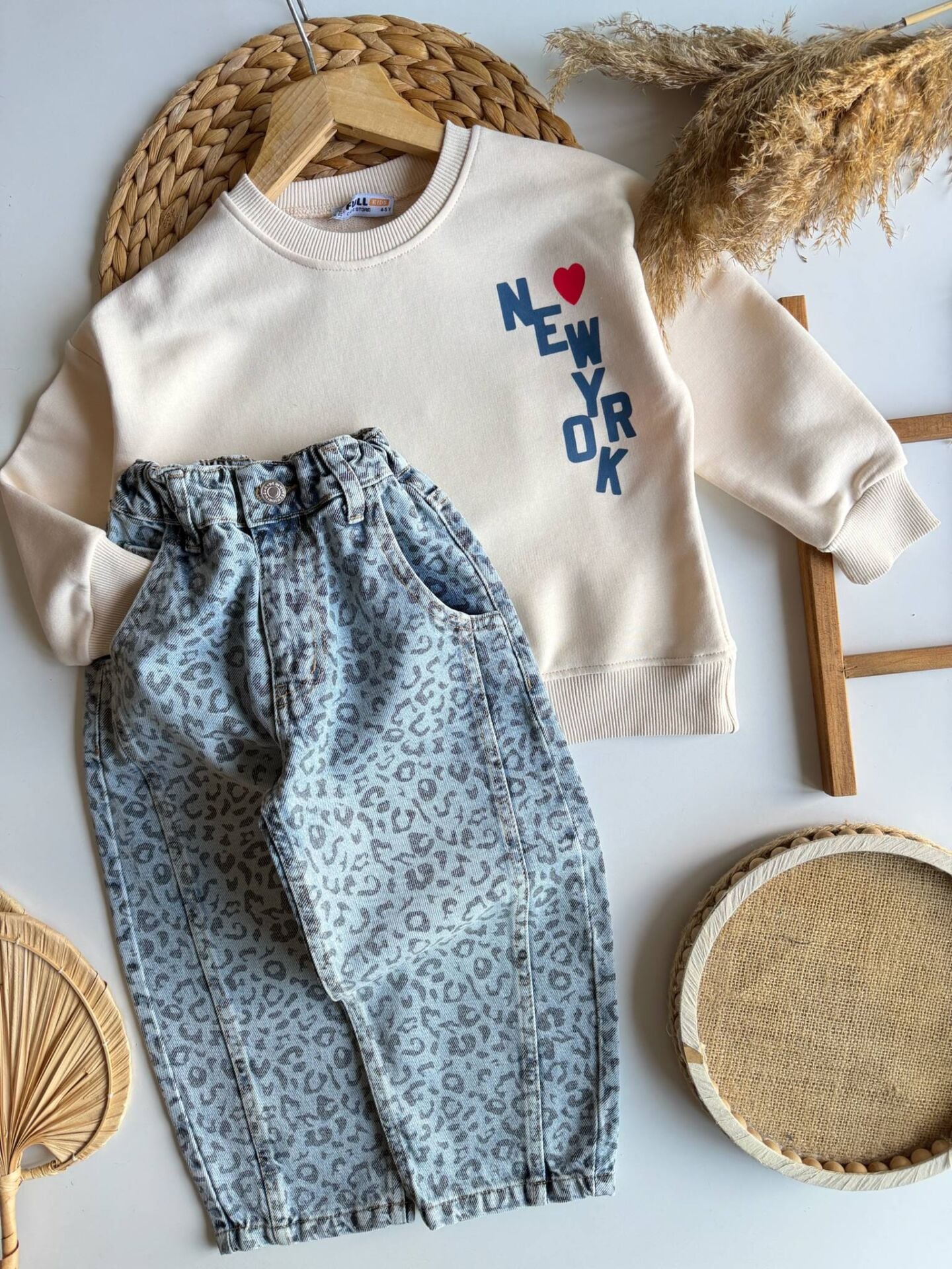 Leopar Pantolonlu Takım 9-10 YAŞ