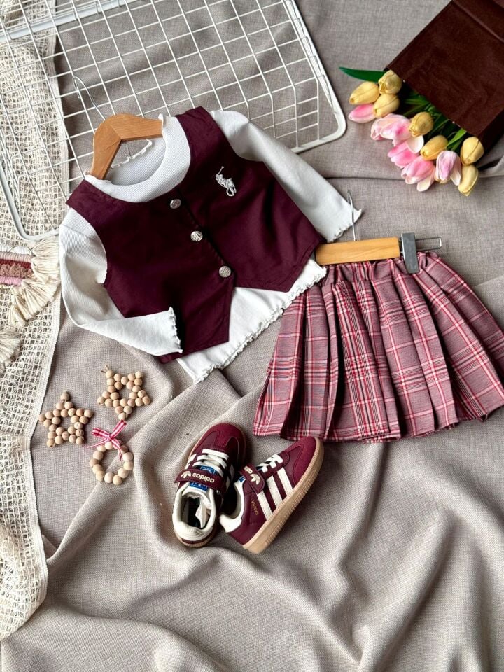 Yelekli 3'lü Set 9-10 YAŞ