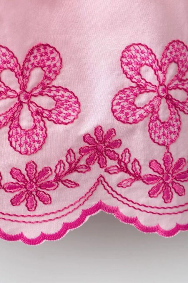 Pembe Çiçekli Takım 9-10 YAŞ