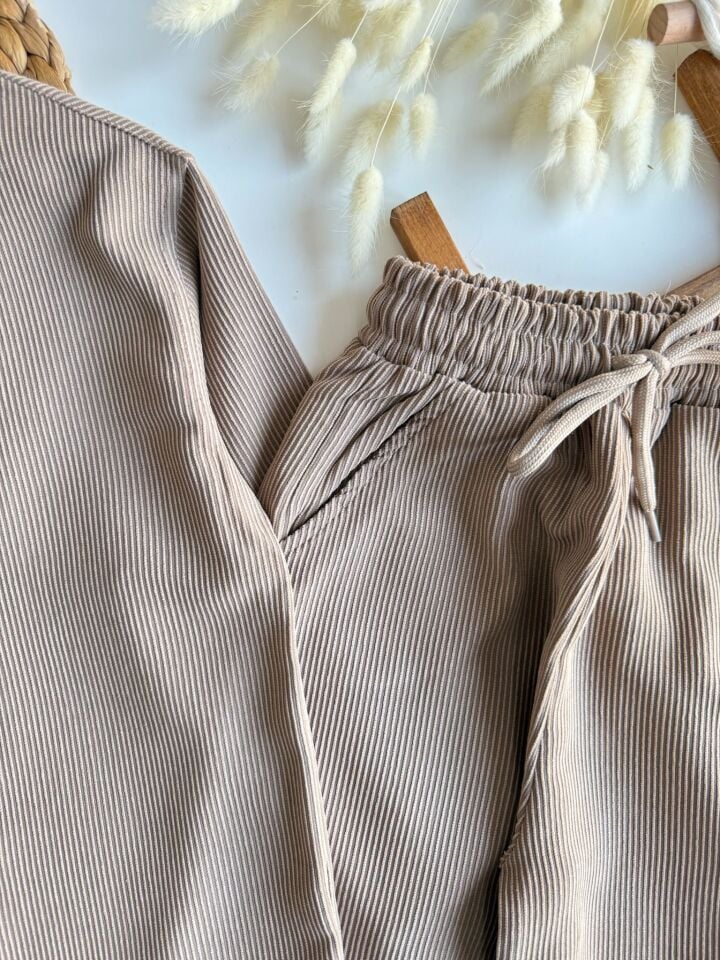 Kadife Fitilli Takım 9-10 YAŞ