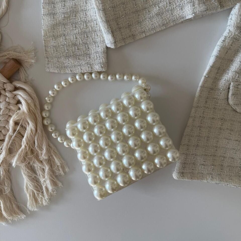 Tüvit Krem Çantalı Hediyeli Takım 4-5 YAŞ