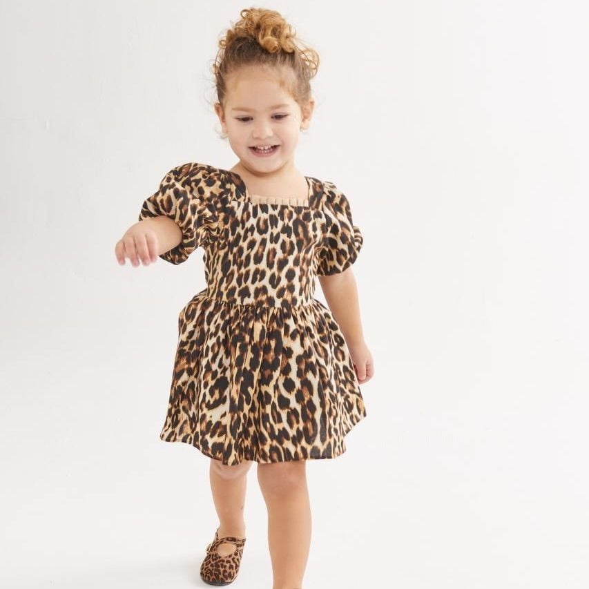 Fiyonk Detaylı Leopar Elbise