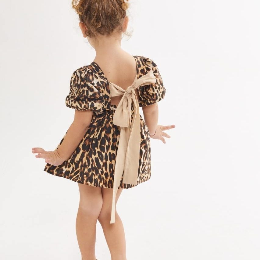 Fiyonk Detaylı Leopar Elbise