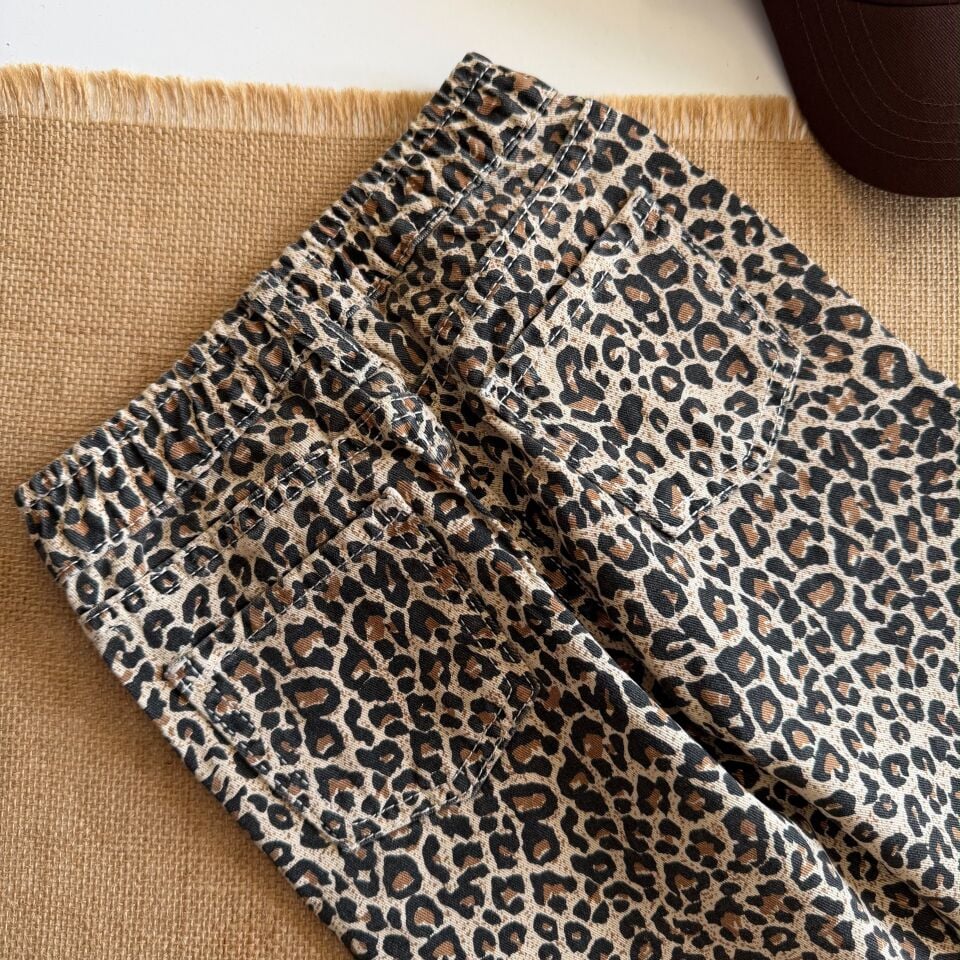 Leopar Desenli Pantolon 6-7 YAŞ