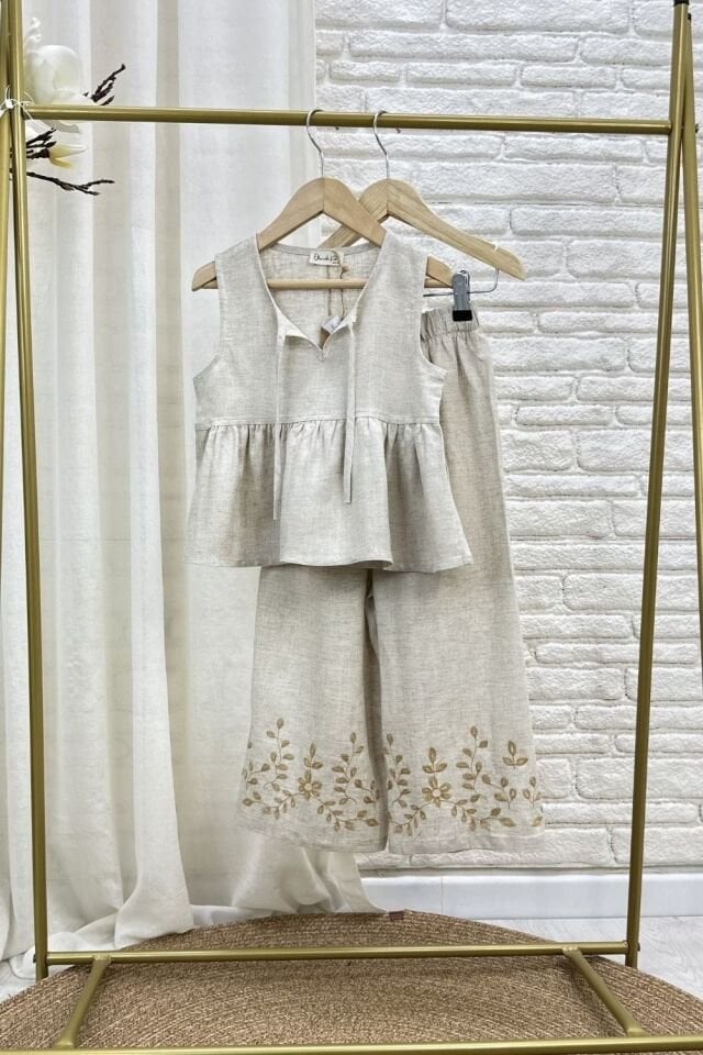 Nakışlı Keten Takım 9-10 YAŞ
