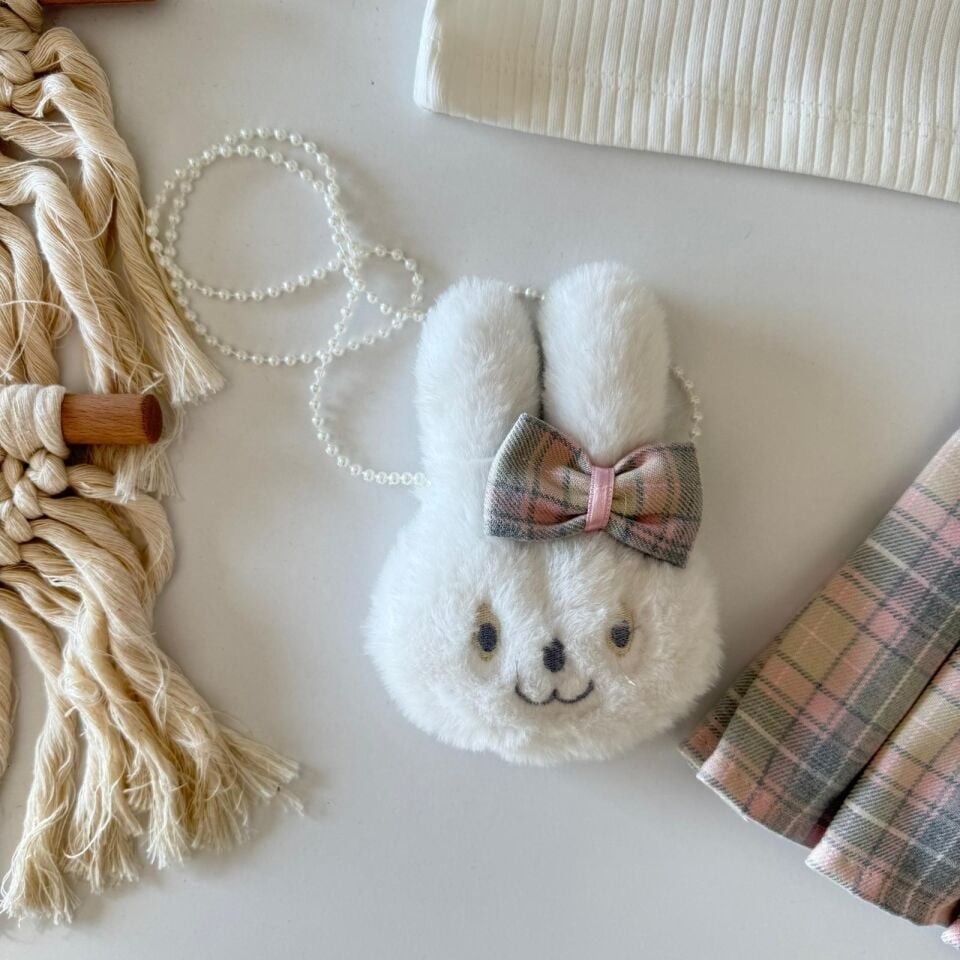 Peluş Tavşanlı Takım 4'lü ( çanta hediyelidir) 8YAŞ