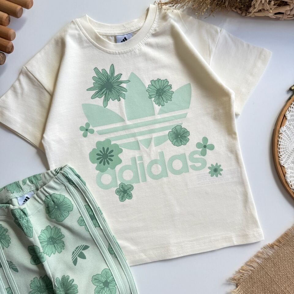 Ads Çicekli Yeşil Takım 7-8 YAŞ