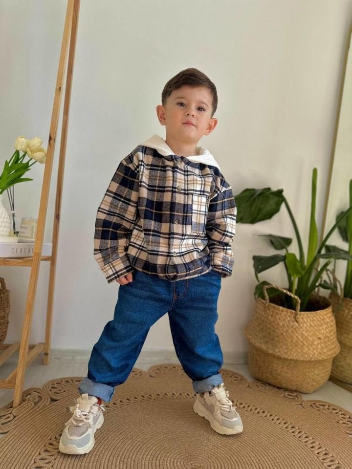 Oduncu Gömlekli Takım