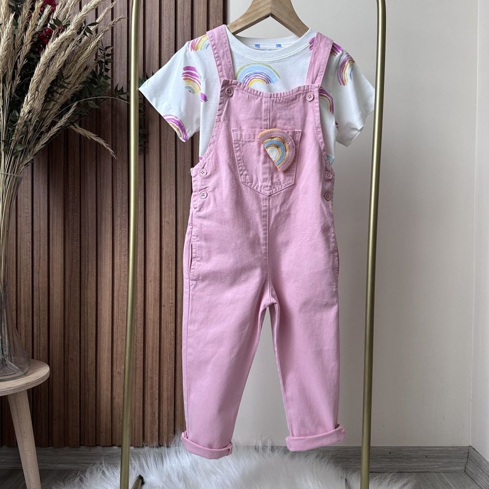 Pembe Salopet
