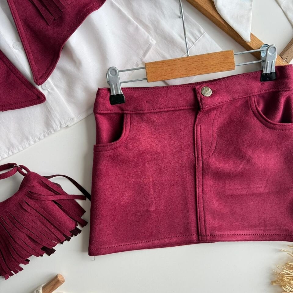 Kovboy 4'lü Set (Canta Hediyeli) 7-8 YAŞ