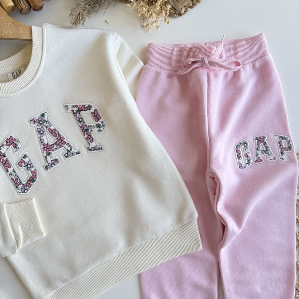 Çicek Desenli Takım 7-8 YAŞ