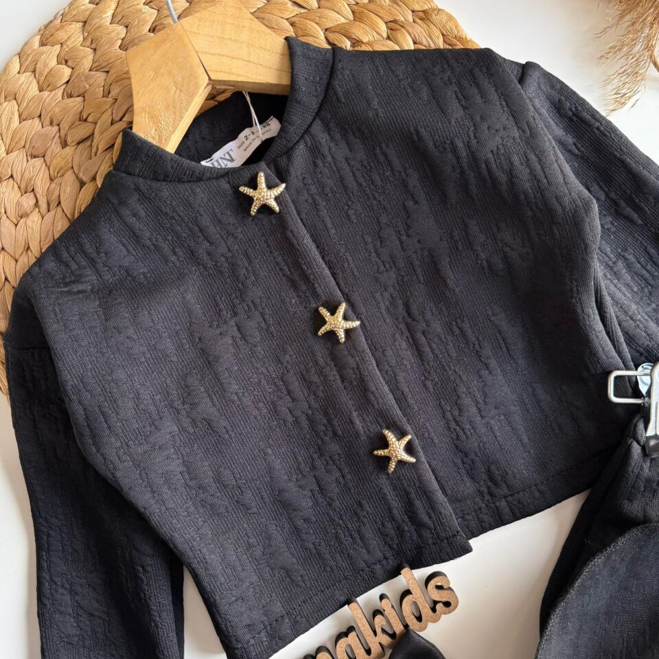 Siyah Etekli Takım 4-5 YAŞ