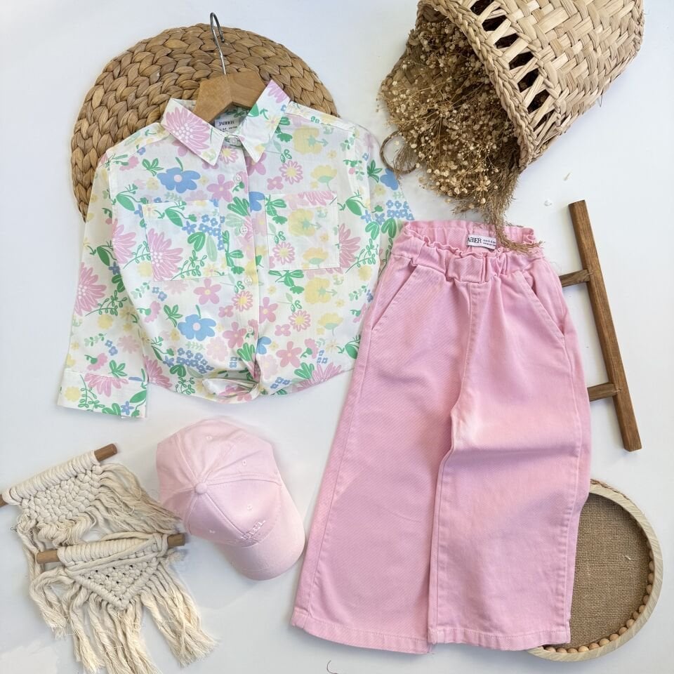 Çicek Desenli Takım 9-10 YAŞ