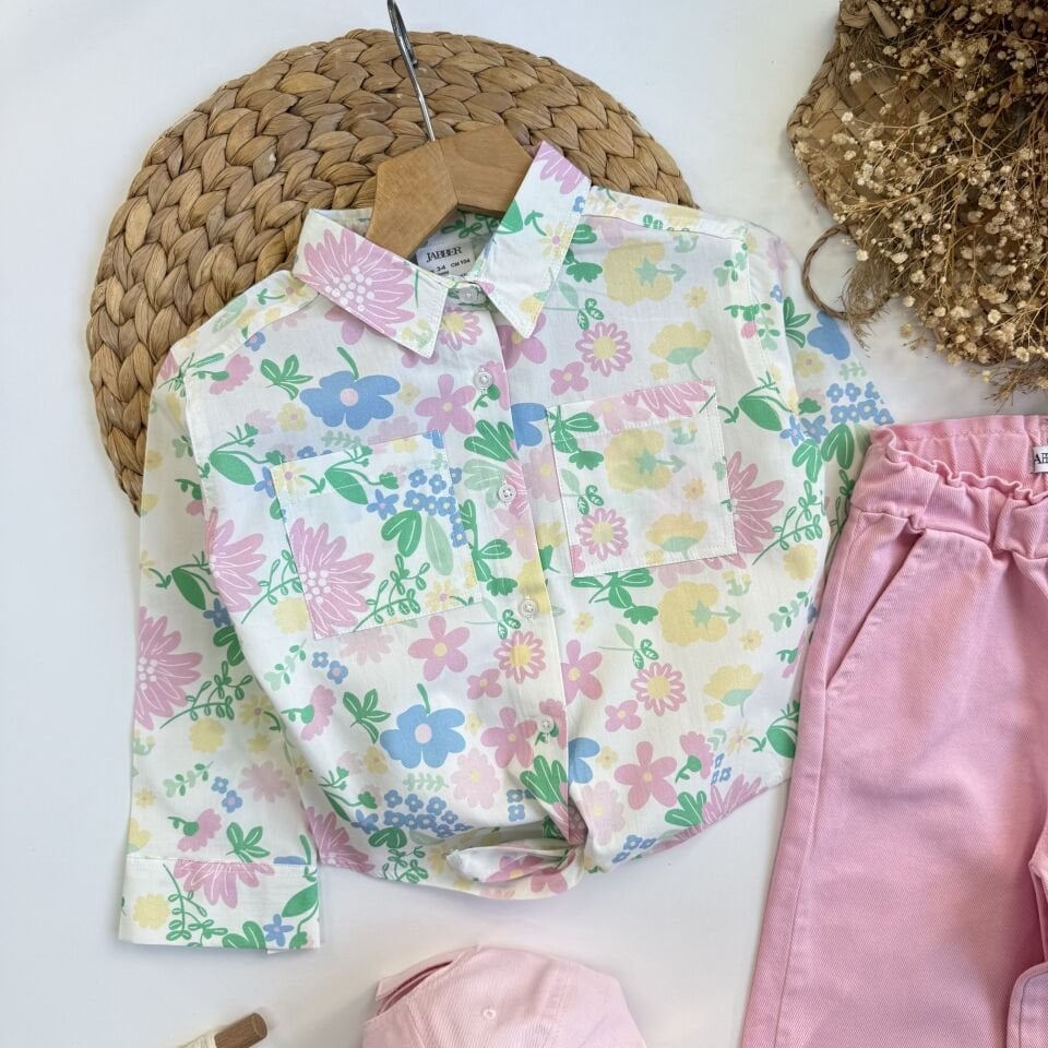 Çicek Desenli Takım 9-10 YAŞ