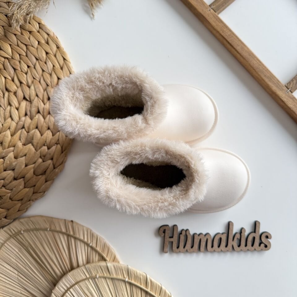 Su Geçirmez Kürklü Bot