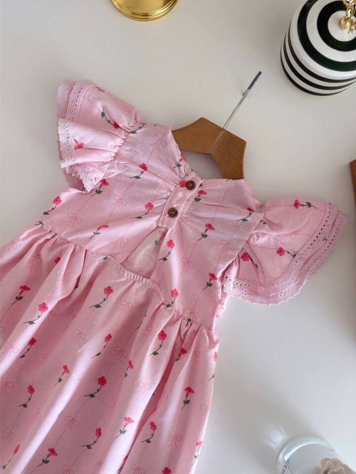 Çicekli Pembe Elbise 7-8 YAŞ