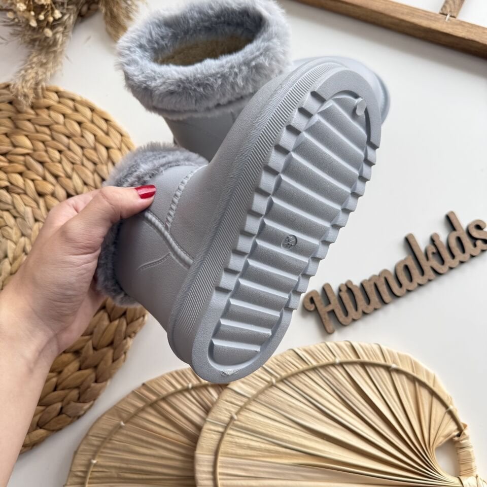 Su Geçirmez Kürklü Bot