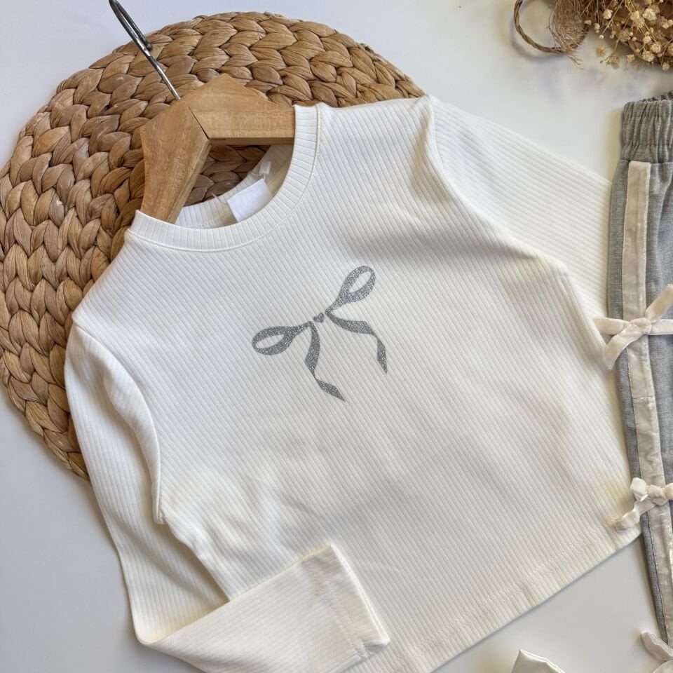 Fiyonklu Gri Takım 11-12 YAŞ