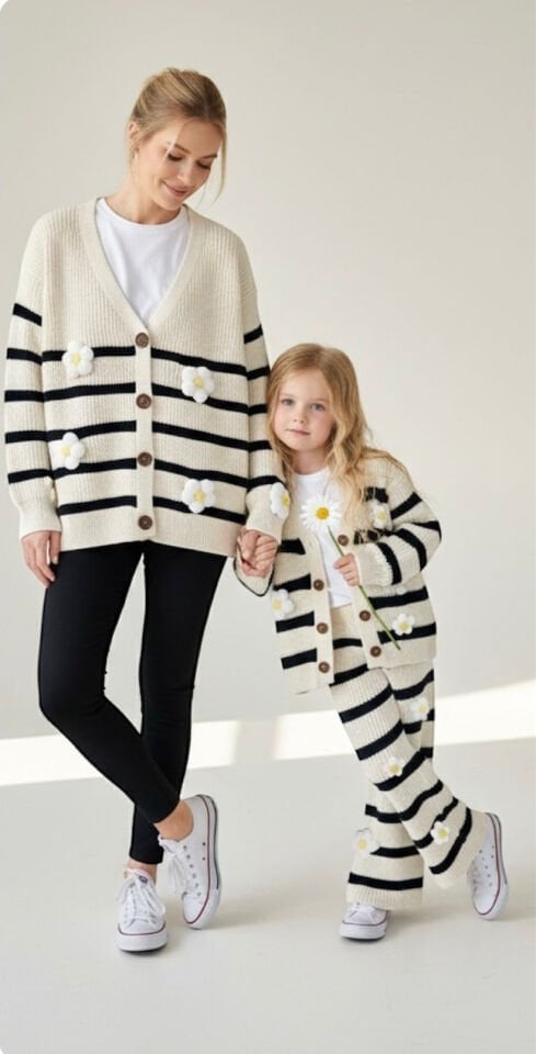 Triko Çicekli ANNE  Hırka Adet