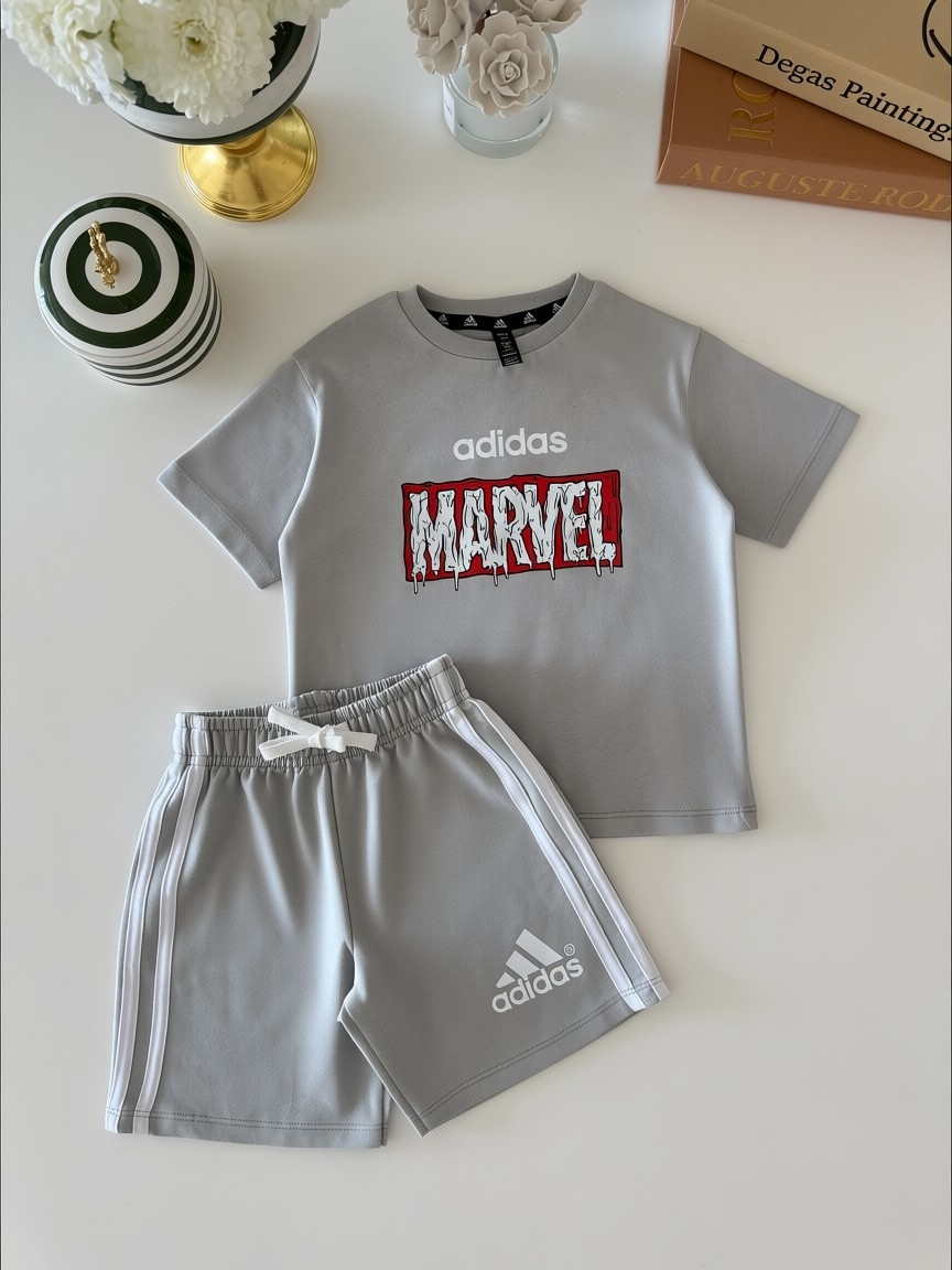 Marvel Baskılı Gri Takım 7-8 YAŞ