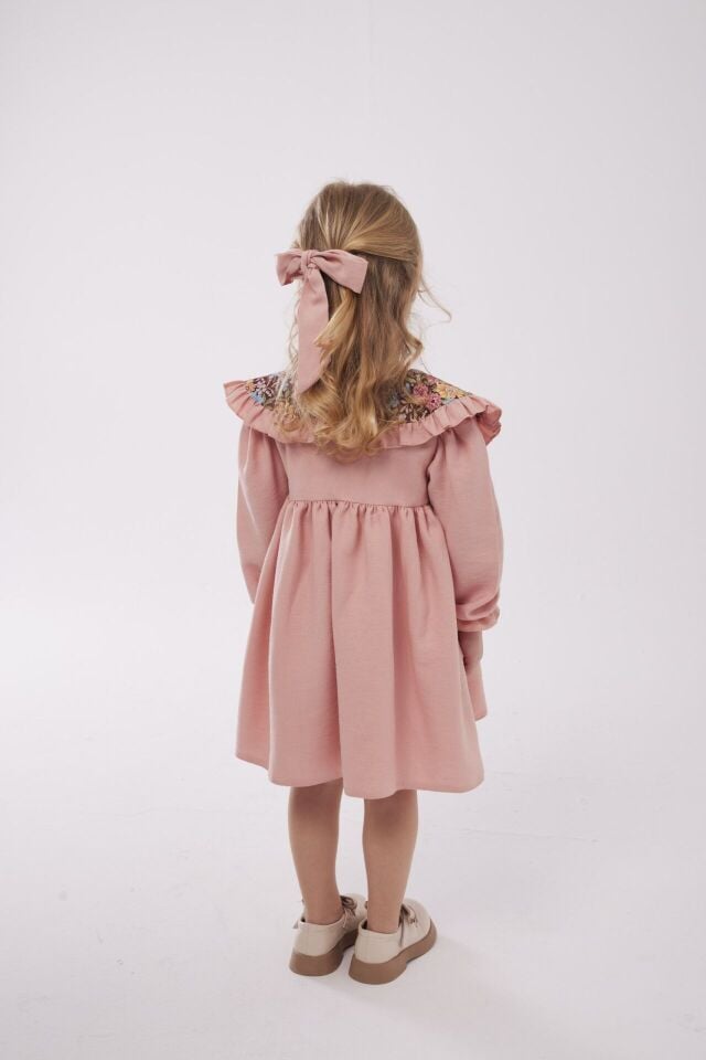 Bebe Yakalı Çicekli Elbise Pudra (toka hediyelidir) 5-6 YAŞ