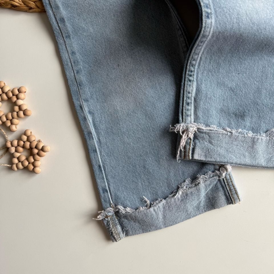 Straight Fit Vintage Jean