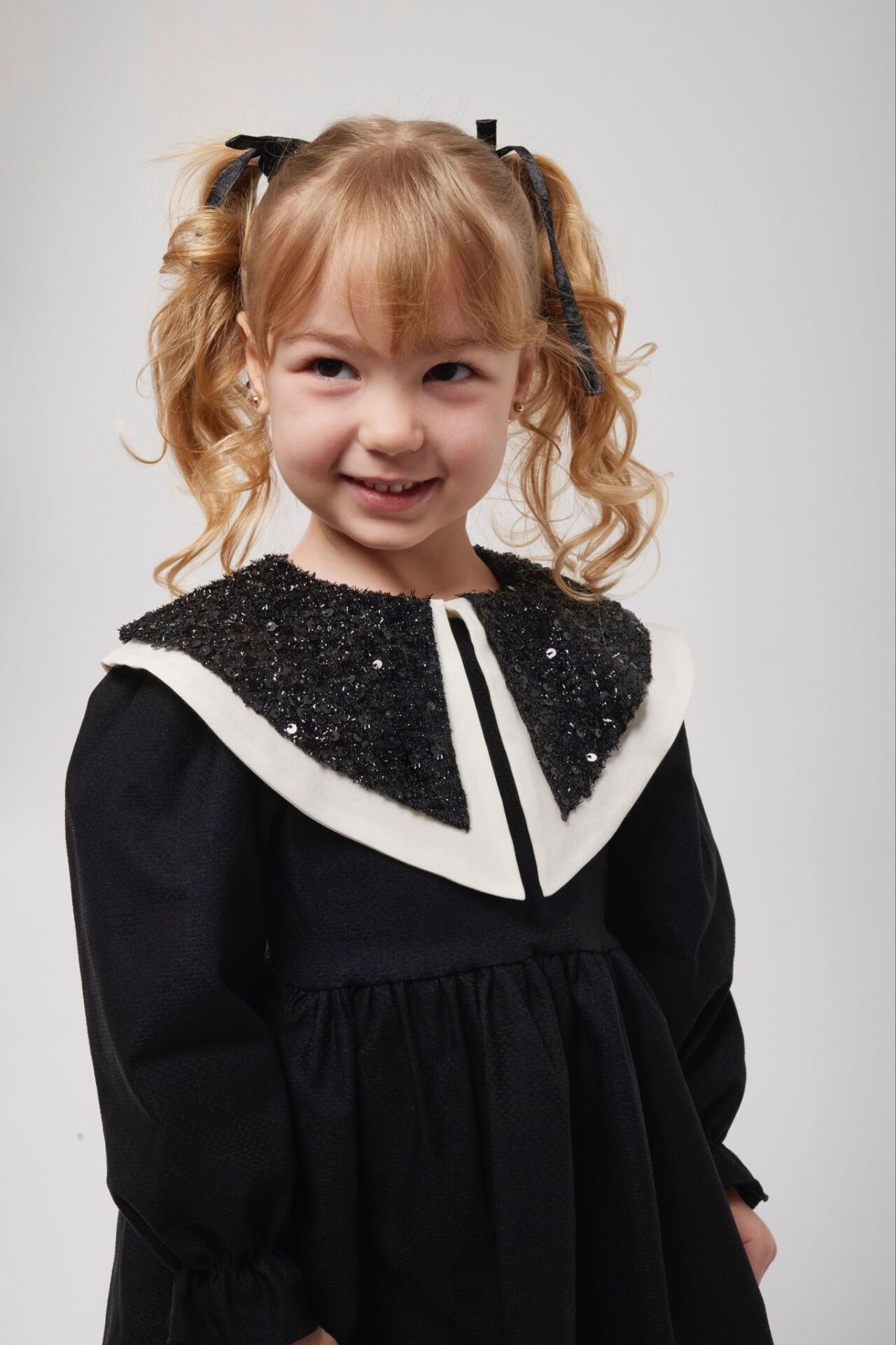 Pull Yaka Siyah Elbise 5-6 YAŞ