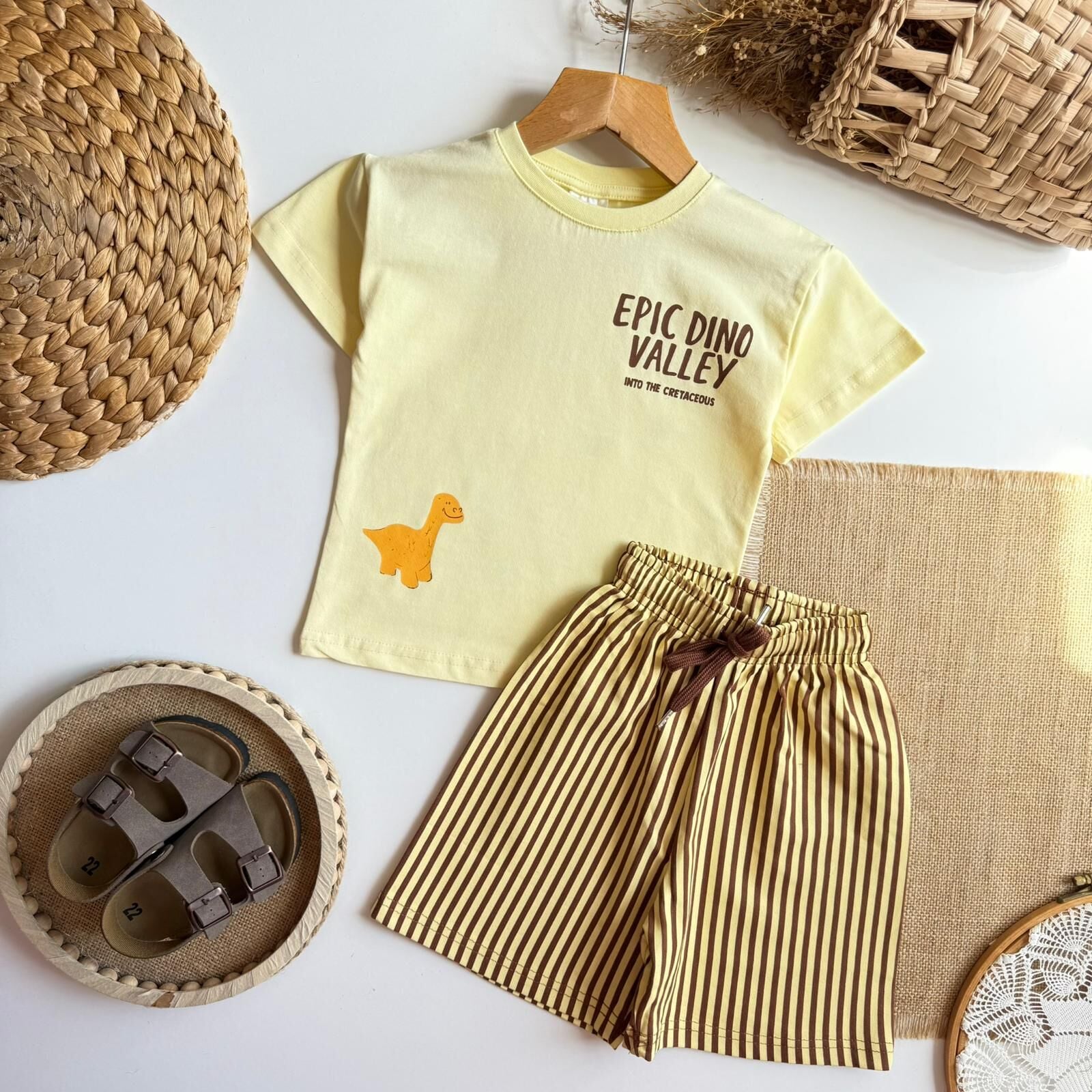 Sarı Çizgili Dino Takım 1-2 YAŞ
