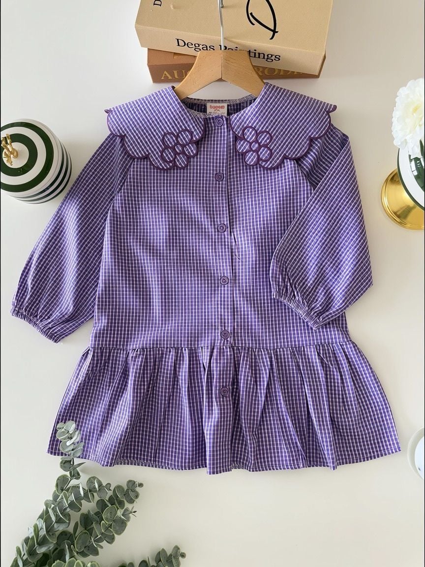 Yakası Çicek İşlemeli Ekose Elbise 3-4 YAŞ