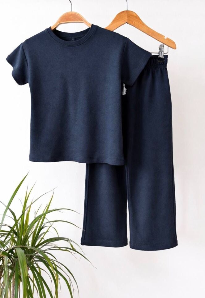 Unisex Basic Takım 7-8 YAŞ