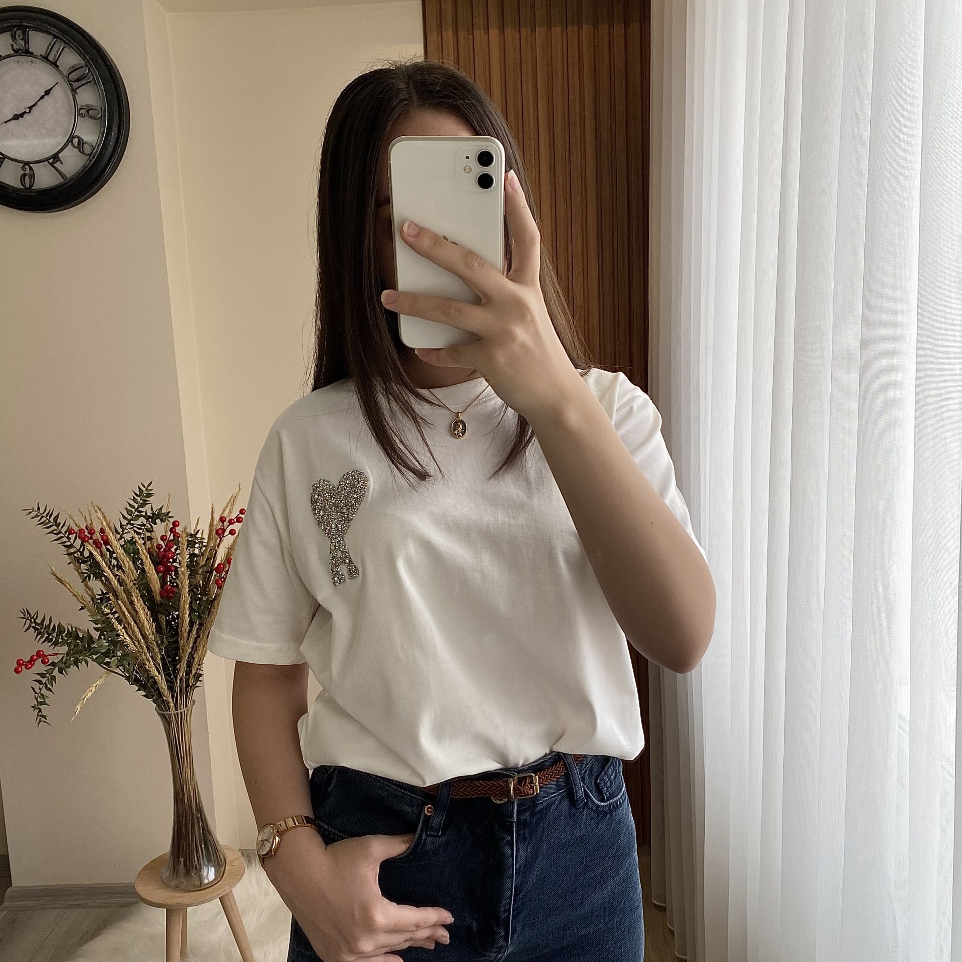 AMİ Beyaz Taşlı Tshirt