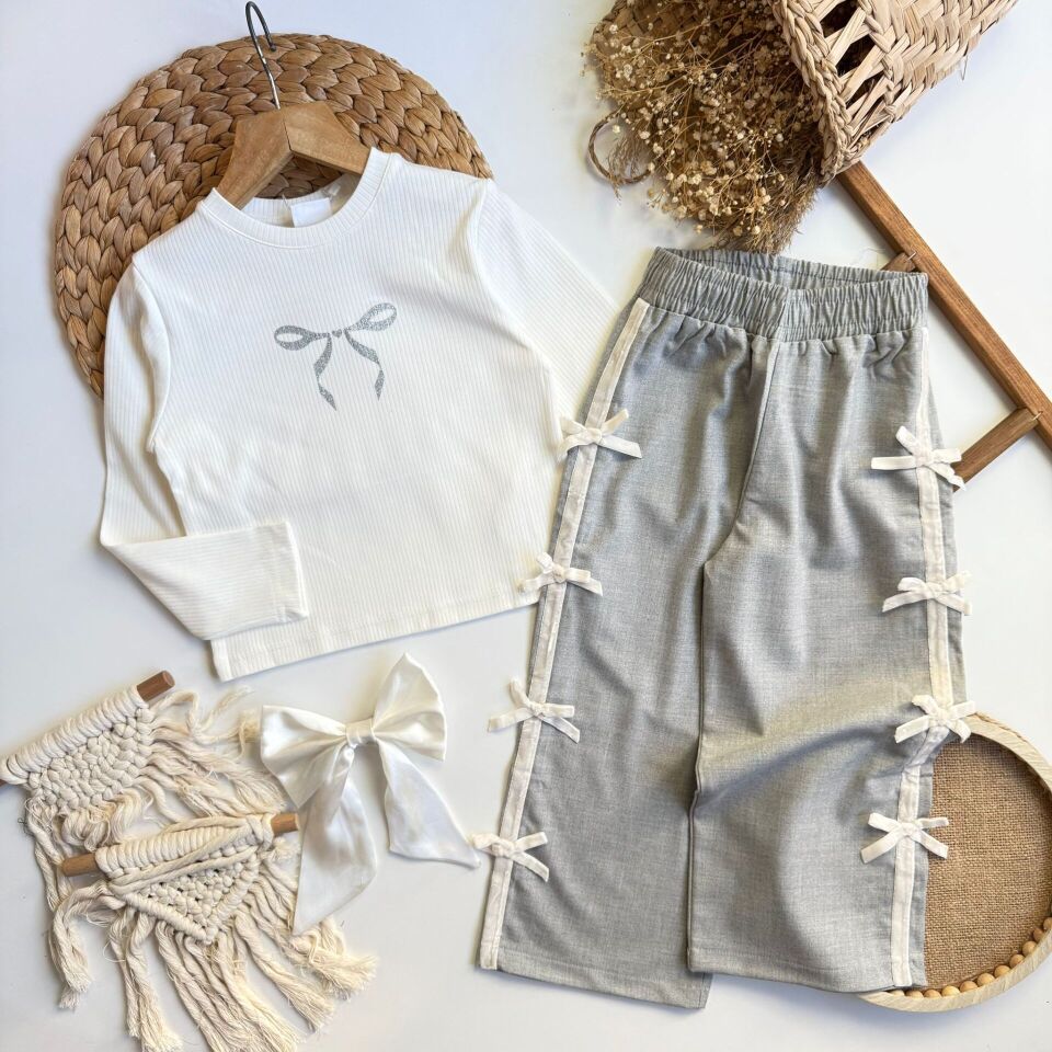 Fiyonklu Gri Takım 4-5 YAŞ