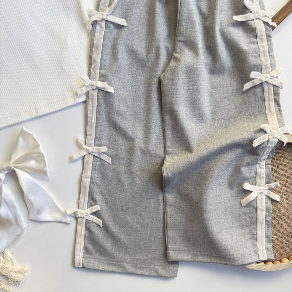 Fiyonklu Gri Takım 4-5 YAŞ