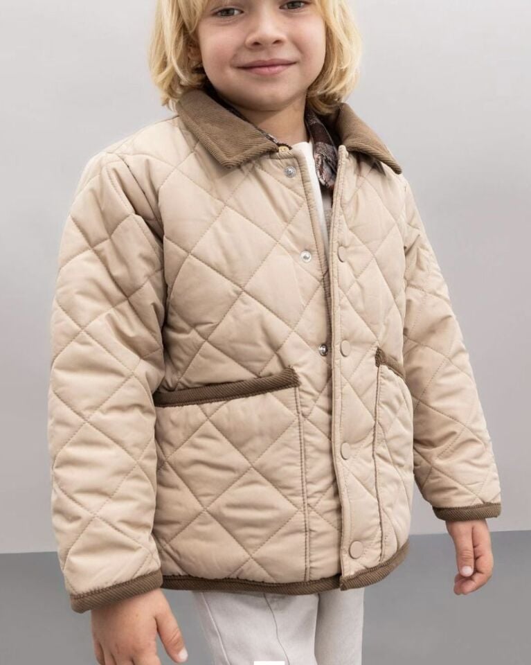 Kapitone Model mont