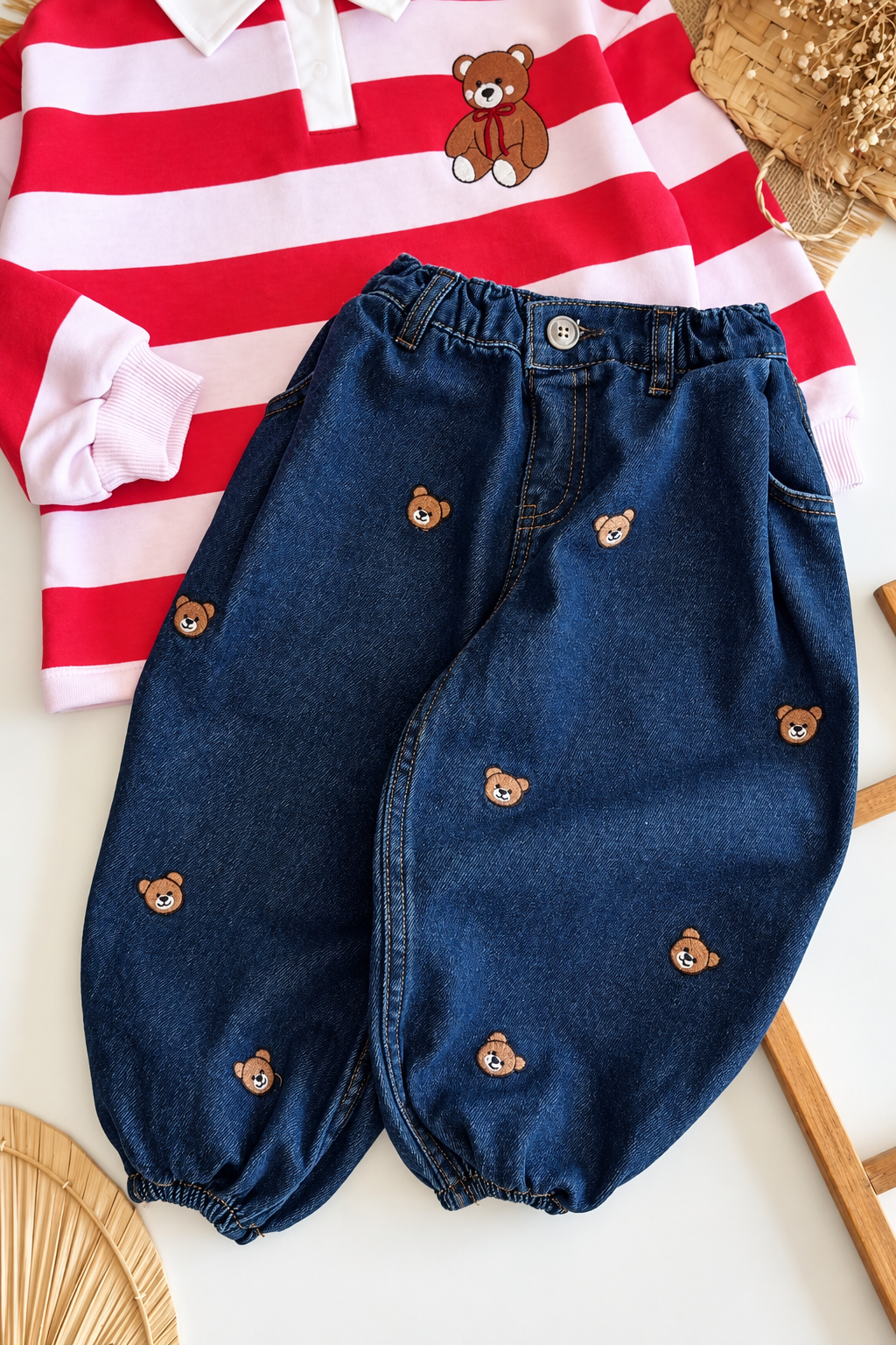 Bear İşlemeli Denim Pantolon 6-7 YAŞ