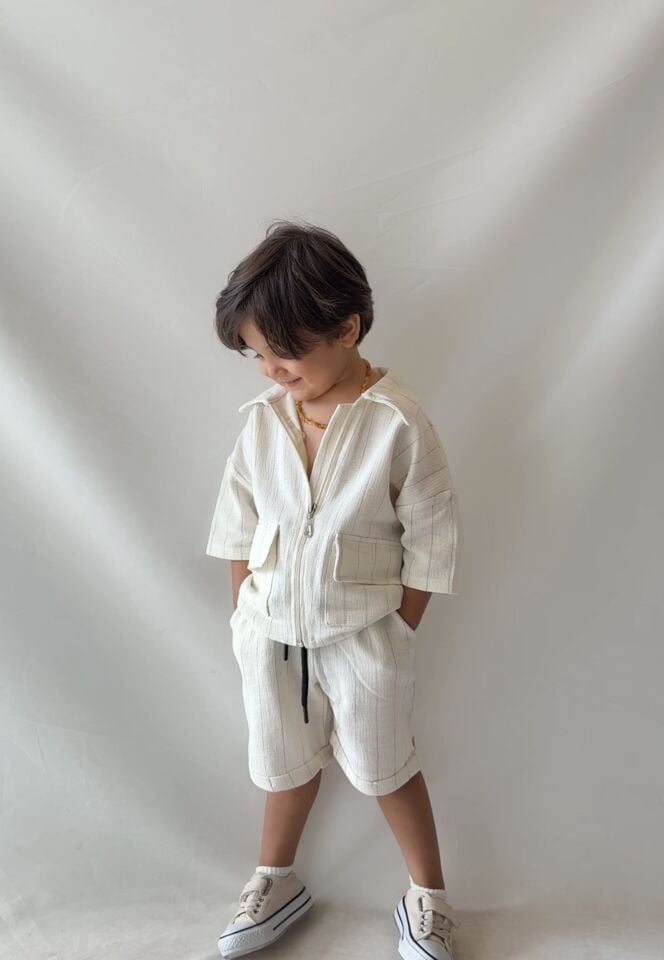 Müslin Çizgili Takım 9-10 YAŞ