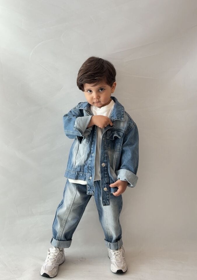 Eskitme Denim Ceketli Takım 9-10 YAŞ